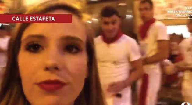 Reportera decidió grabar en directo lo que puede vivir una mujer en la fiesta de San Fermín.