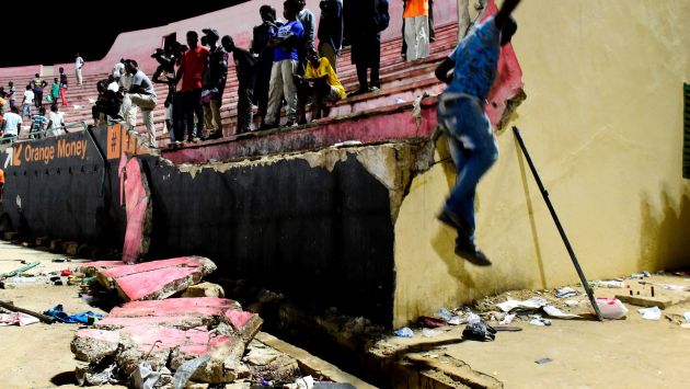 Al menos 8 muertos y 50 heridos tras estampida en estadio en Senegal. (AFP)