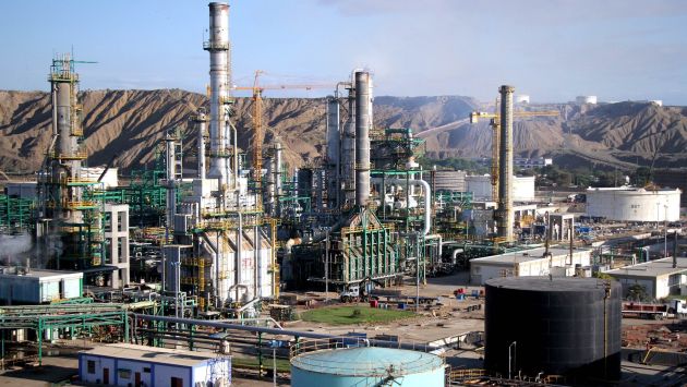 Advierten alza de precio de combustibles por la Refinería de Talara. (USI)