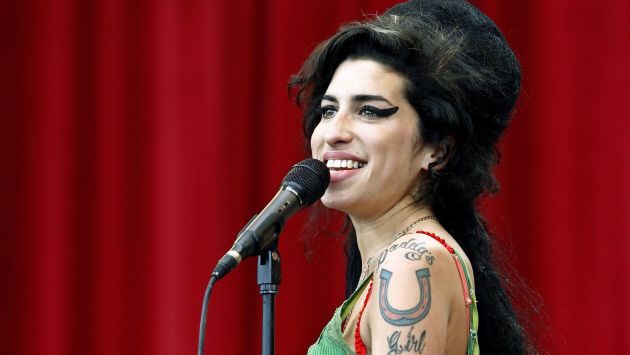 Se cumplen 6 años de la partida de Amy Winehouse y la recordamos con este playlist. (Reuters)