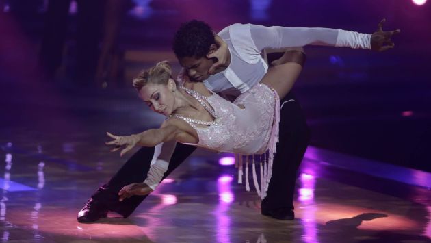 Belén Estévez sacó a relucir sus mejores pasos de baile en la gala de 'El Gran Show'. (César Campos)