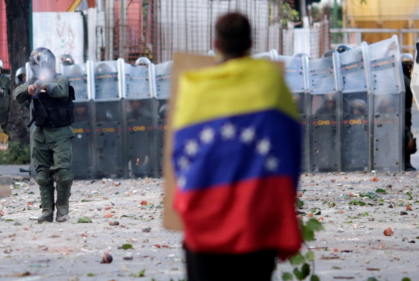 Joven de 16 años falleció durante protestas, informó Ministerio Público de Venezuela. (Reuters)