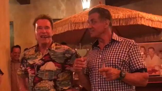 Schwarzenegger festejó a lo grande sus 70 años. (Twitter: TomArnold)