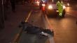 Motociclista falleció tras chocar violentamente contra un tráiler en Los Olivos [VIDEO]