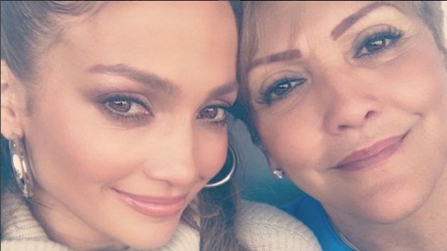 Jennifer López compartió una tierna imagen junto a su madre en Instagram (Instagram)