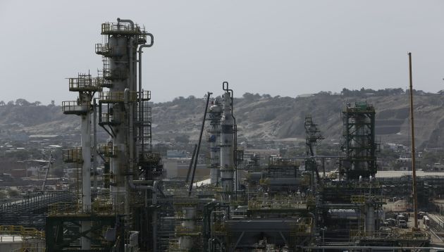 Presentan demanda para detener Refinería de Talara (Perú21)