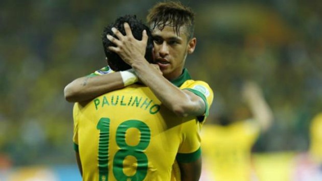 Neymar se emocionó tras felicitar a su amigo por su fichaje. (AFP)
