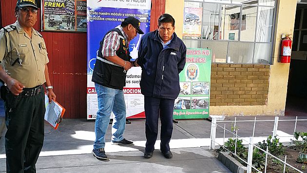 Taxista aprovechó estado de inconsciencia de joven y la violó en un descampado en Arequipa. (USI)