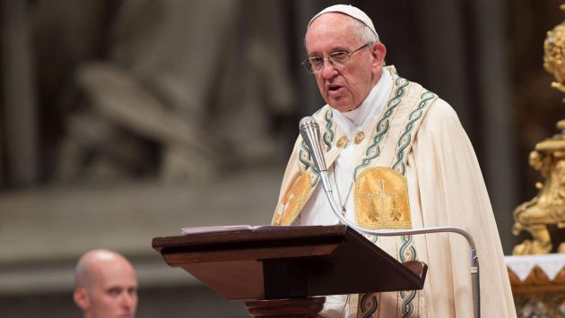Papa Francisco pidió perdón a las víctimas de los sacerdotes pederastas. (EFE)